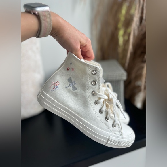 ‼️SOLD‼️ Converse All Star Lot (Women’s 7) - Picture 14 of 16